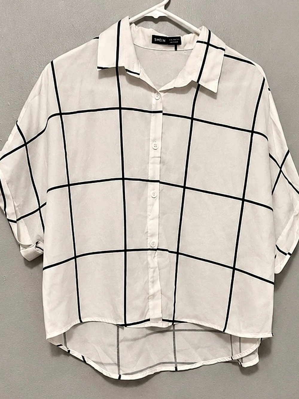 SHEIN Women's Checkered Button Down Shirt in White & Black